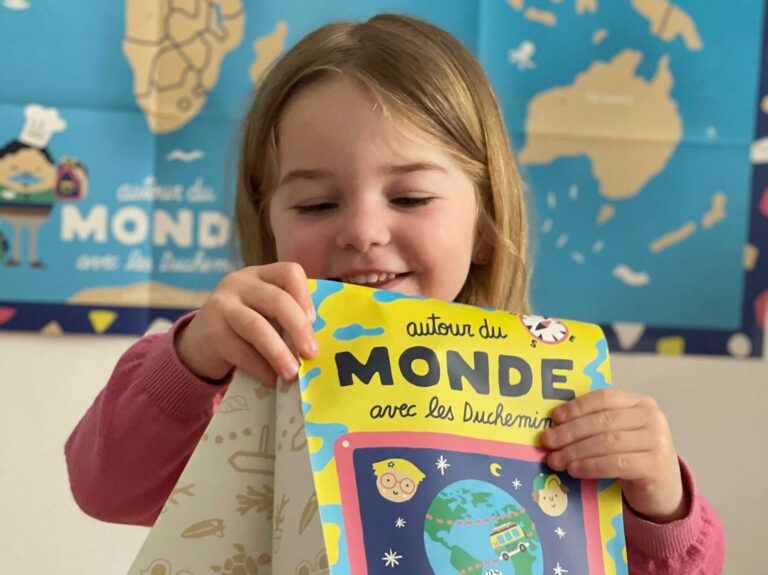 Les mini mondes - La carte du monde pliable