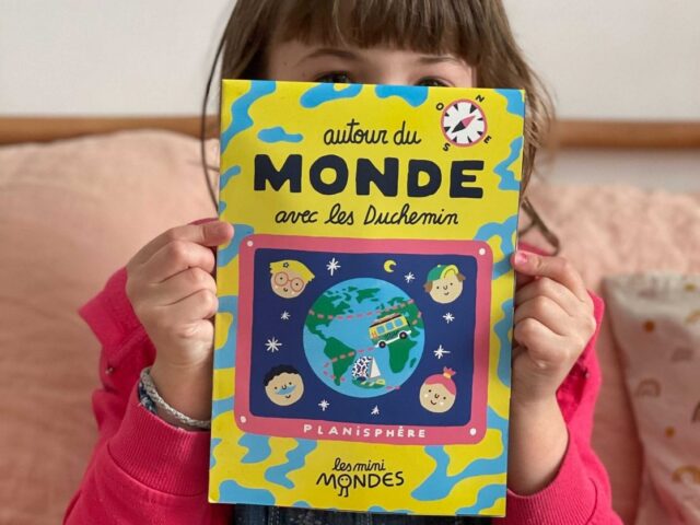 Les mini mondes - La carte du monde pliable