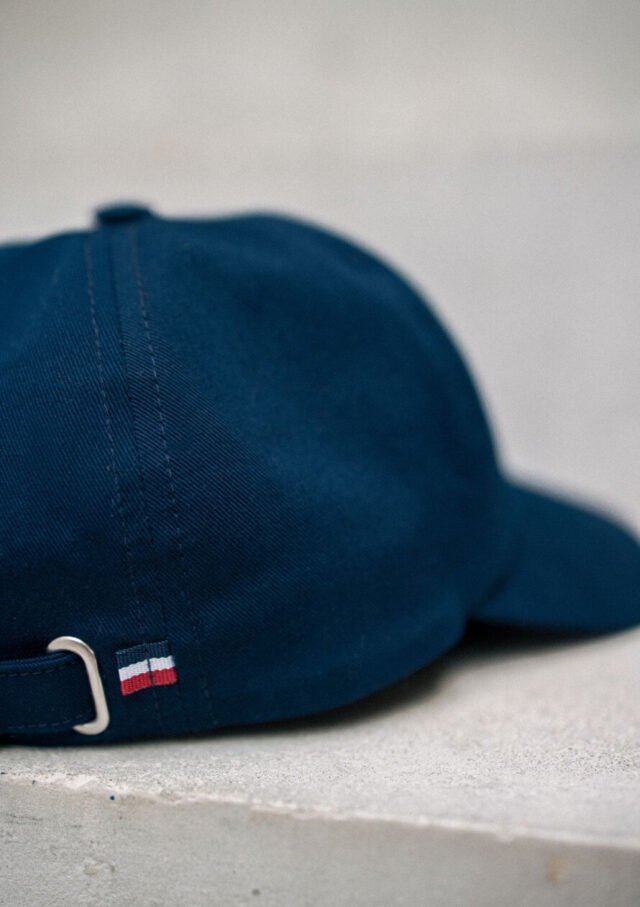 Montlimart - Casquette bleu marine brodée Vitamine