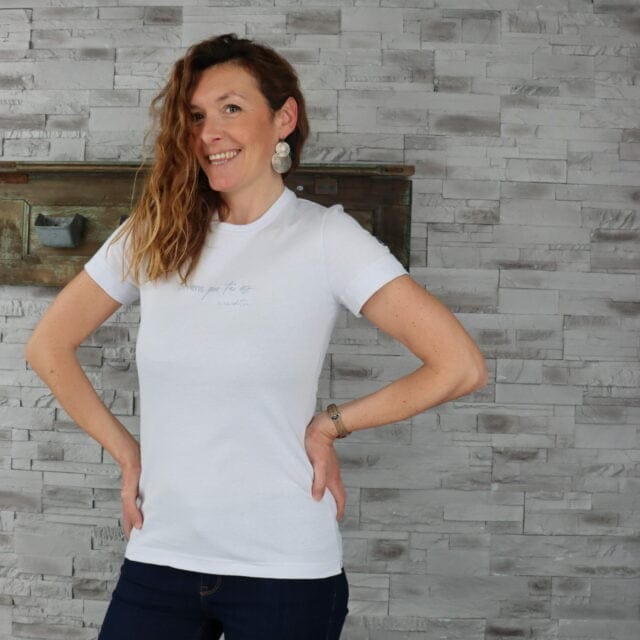 Naiakitsu - Le t-shirt femme