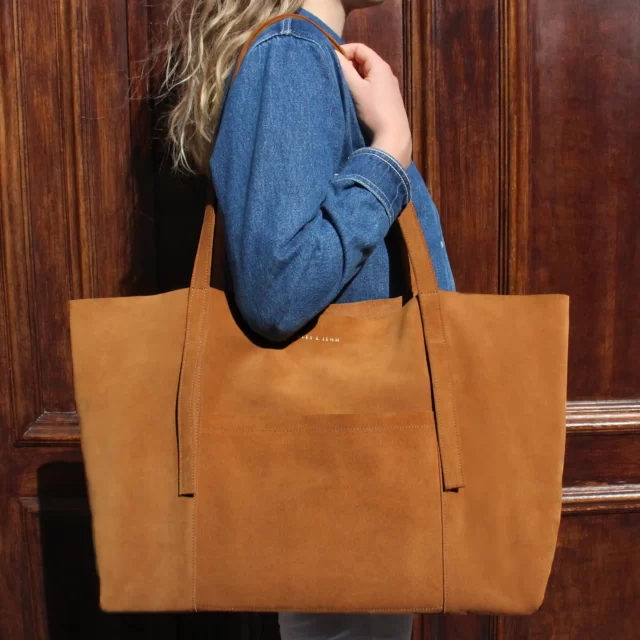 sac bohemien cuir daim cognac e1 Jules et Jenn - Sac bohémien cuir daim cognac