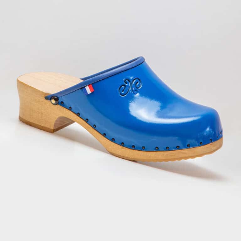 La Galoche du Cantal - Sabots vernis bleus