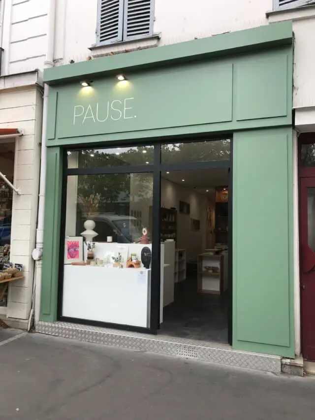 pause boutique vincennes vitrine PAUSE. boutique Vincennes - Vitrine