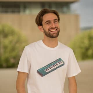 Tee-shirt Le Bon Synthétiseur par la marque TEE KLUB TEE KLUB - Tee-shirt Le Bon Synthétiseur