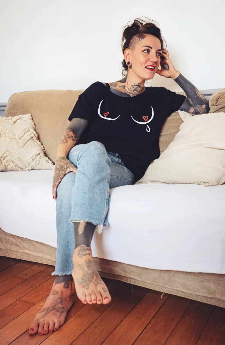 Tziganette - Tee Shirt Boobs noir