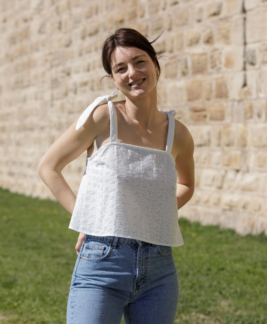 Crop top broderie anglaise nœuds épaules fabriqué en France 100% coton biologique