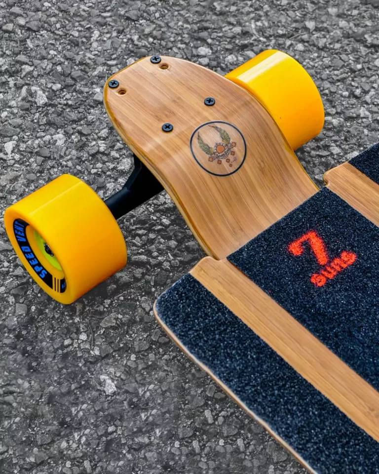 Seven Suns Longboards - Space Rocket