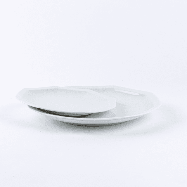 Ogre La Fabrique - L’assiette à dessert en porcelaine octogonale blanche de Limoges