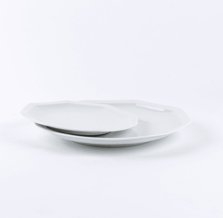 Ogre La Fabrique - L’assiette à dessert en porcelaine octogonale blanche de Limoges