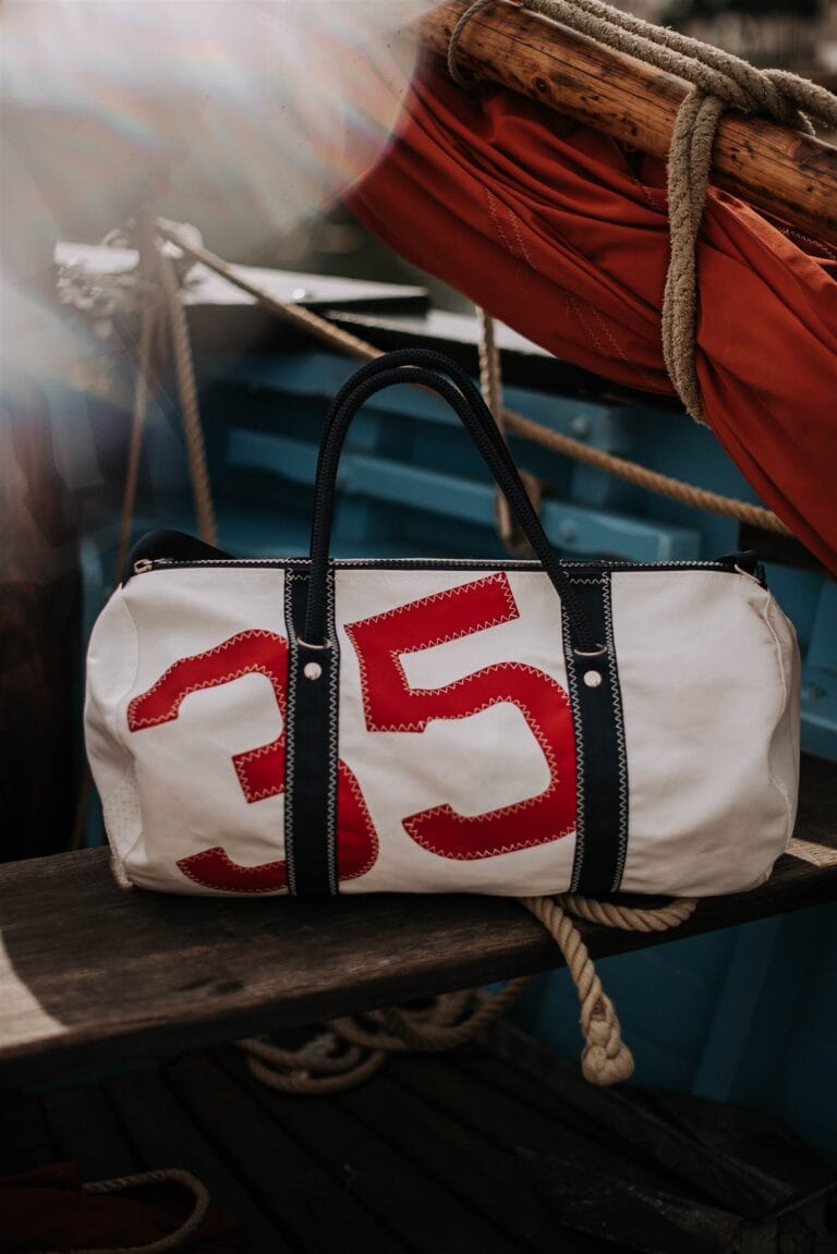 Vent de Voyage - Sacs en voile recyclée