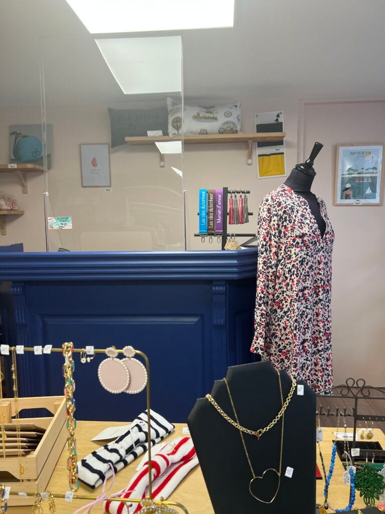 Boutique Au Petit Bonheur la France Saint-Pol-sur-Mer