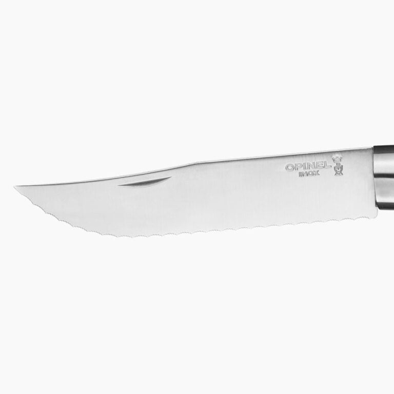 Opinel - Couteau N°12 Cranté - Lame crantée acier inoxydable 12 cm - Manche hêtre - Couteau à pain fruits légumes - Pique-nique - Made in France