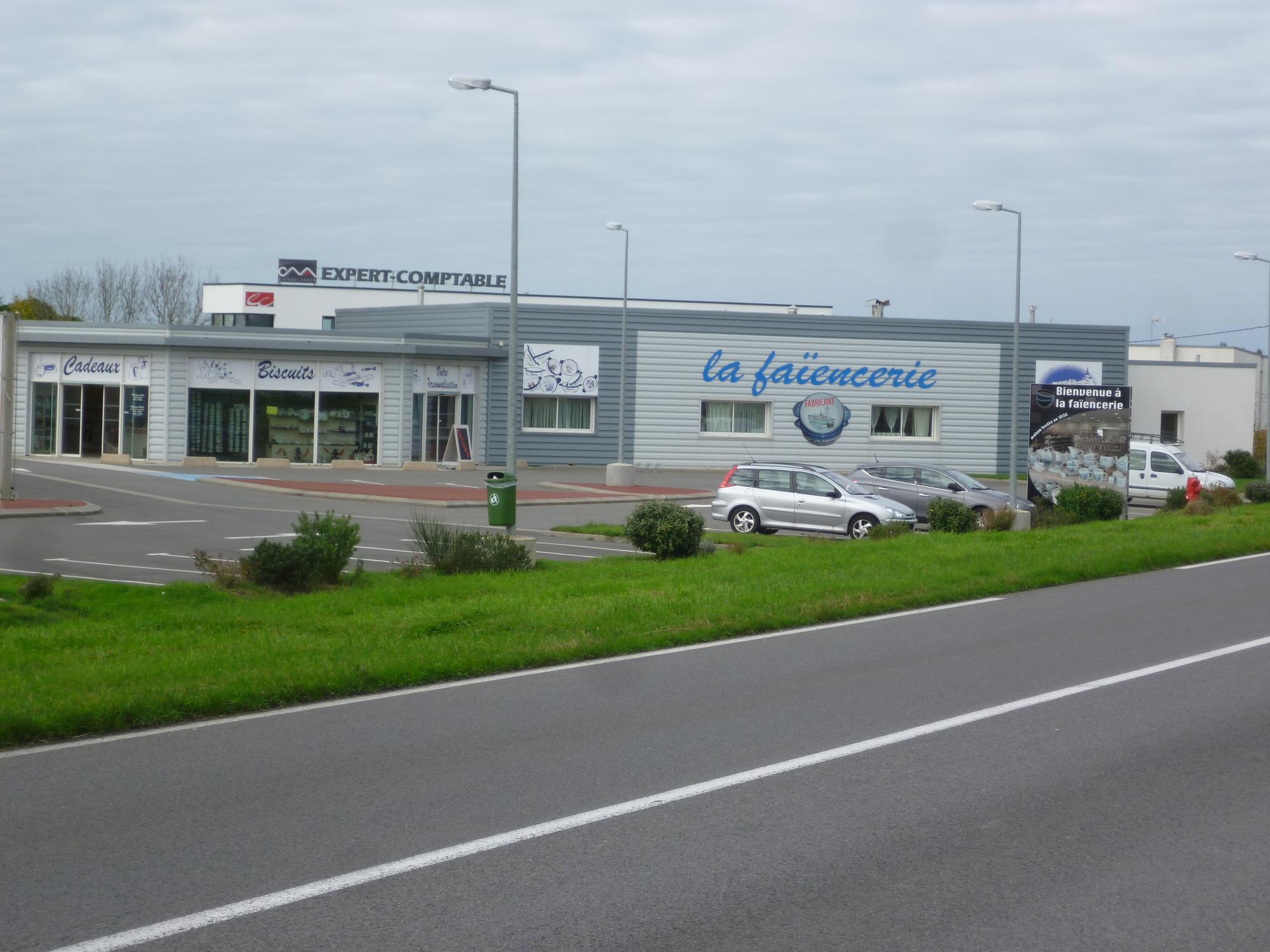 Faïencerie Nistar (Saint-Gilles-Croix-de-Vie) - Atelier - Usine
