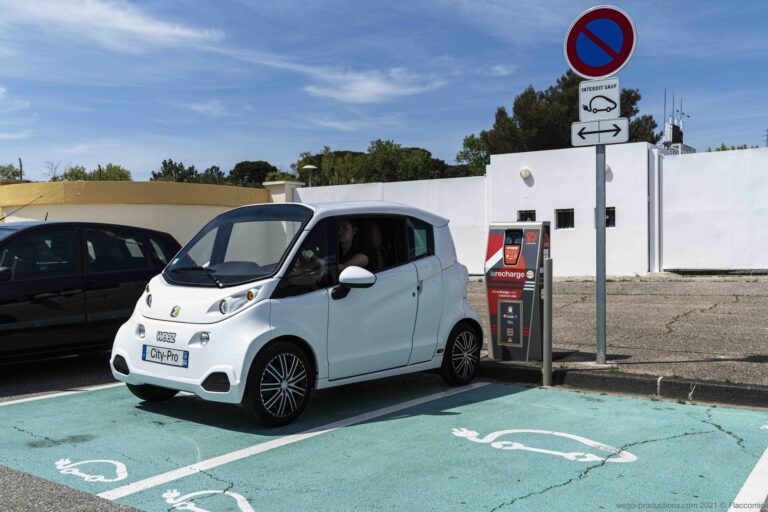 La Weez, la ,nouvelle voiture électrique made in France fabriquée à Malijai.