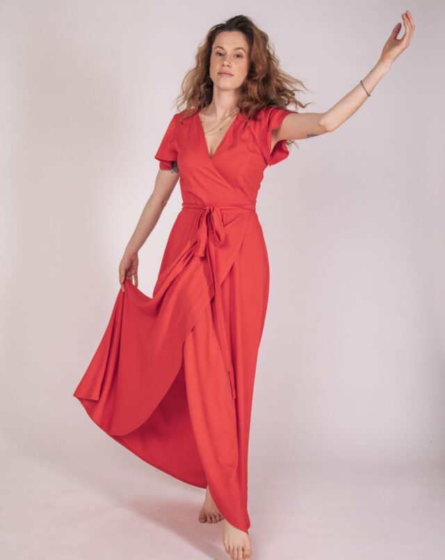 Aatise - robe de noël zermonie aatise 100% ecovero rouge