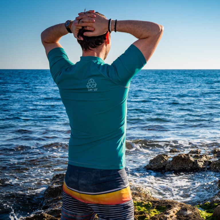 F2M - Rashguard UPF50+ durable manches courtes homme