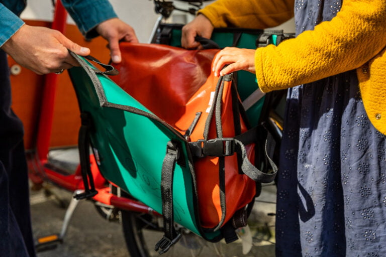 L'Atelier de la Baleine à Bosse - Sacoche de vélo modulable - CABASOUK Bleu franc