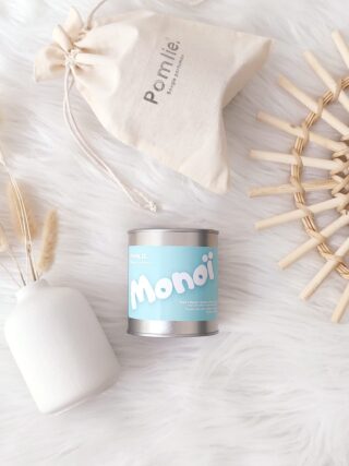 Bougie parfumée Monoï par la marque Pomlie. Pomlie. - Bougie parfumée Monoï