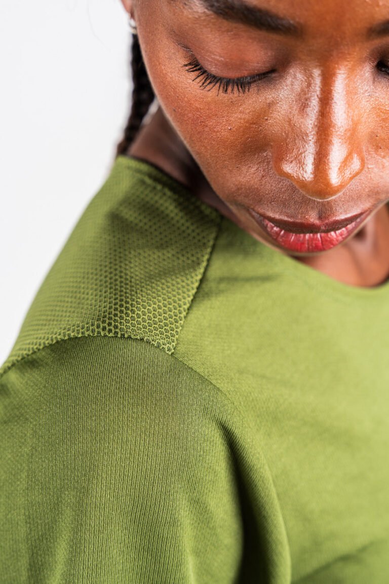 Sensus - T-shirt Femme Sensus AERA Kaki 1.35 kgCo2eq - Made in France et recyclé (En précommande)