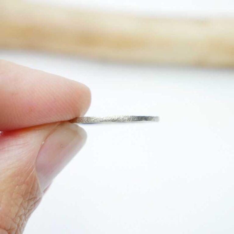 Désirée Schmidt - Bague très fine sablée empilable argent 925 recyclé pour femme et pour homme