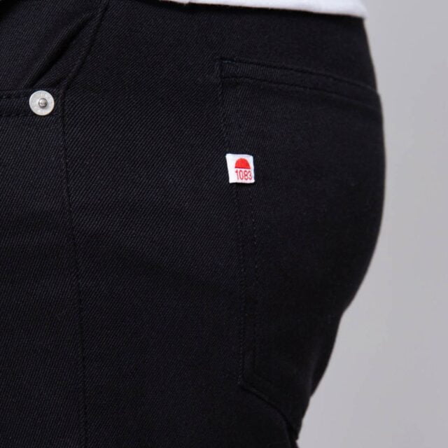 1083 - JEANS SLIM 104N FUSELE coton bio microdenim doubleflex uni noir Homme