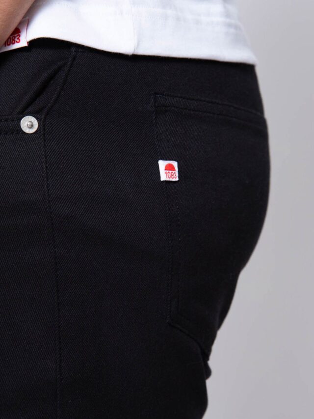 1083 - JEANS SLIM 104N FUSELE coton bio microdenim doubleflex uni noir Homme