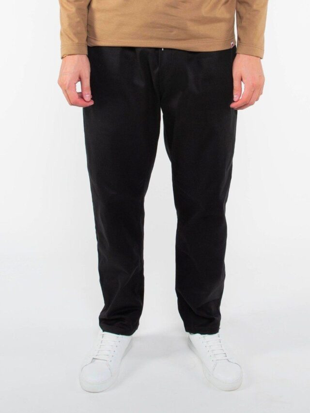 1083 - JOGGJEANS CAROTTE 122N coton bio microdenim doubleflex uni noir