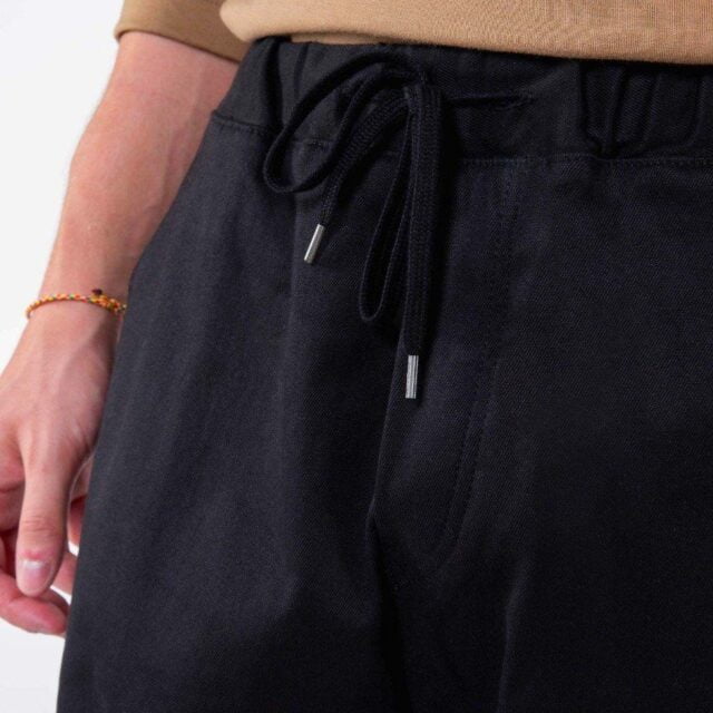 1083 - JOGGJEANS CAROTTE 122N coton bio microdenim doubleflex uni noir