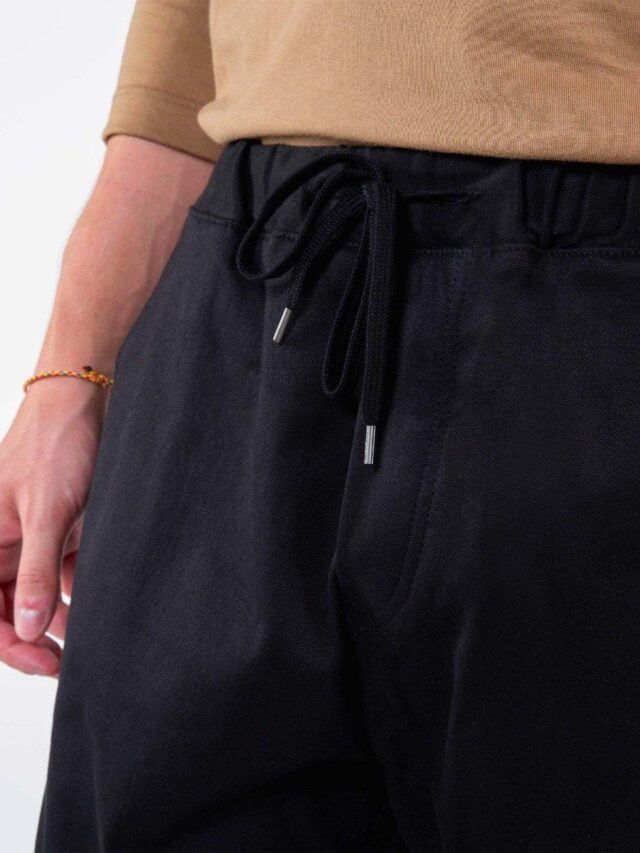 1083 - JOGGJEANS CAROTTE 122N coton bio microdenim doubleflex uni noir