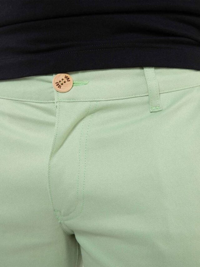 1083 - CHINO AJUSTE 163N coton bio filidenim flex uni vert amande Homme