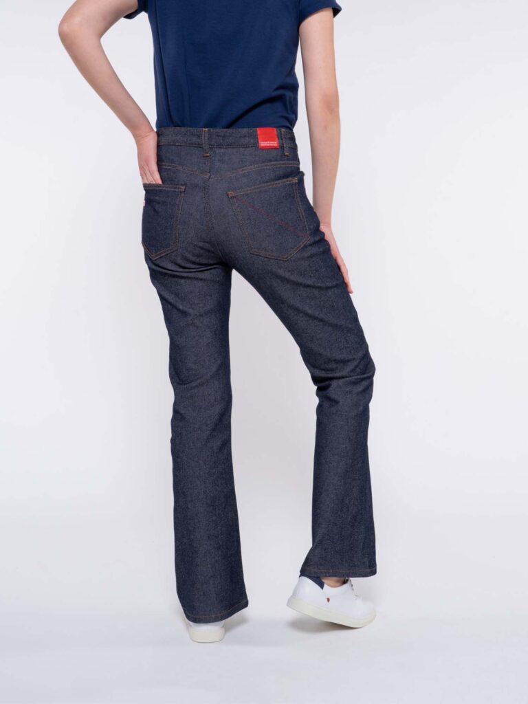 1083 - JEANS BOOTCUT 202N EVASE coton bio superdenim flex indigo brut Femme