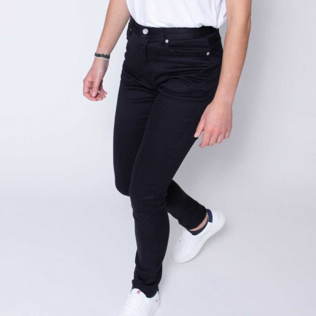 1083 - JEANS SKINNY 207H SUPER FUSELE taille haute coton bio uni noir