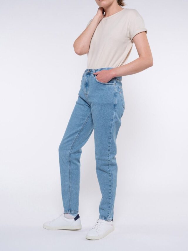 1083 - JEANS MOM 208H DELAVE  flex coton bio indigo clair