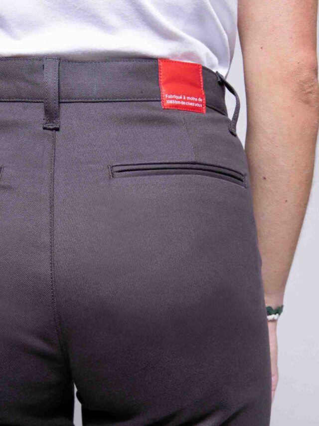1083 - CHINO DROIT 7/8EME 261H taille haute coton bio uni anthracite