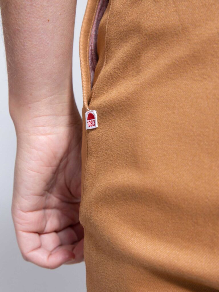 1083 - CHINO AJUSTE 263N coton bio filidenim flex uni camel Femme