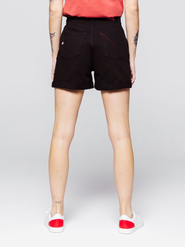 1083 - SHORT LARGE 276H 100 % coton bio denimoriginal uni noir