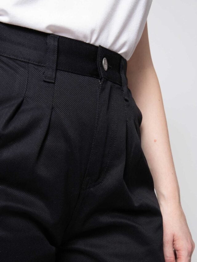 1083 - SHORT PINCE 278H LARGE taille haute coton bio denimoriginal uni noir