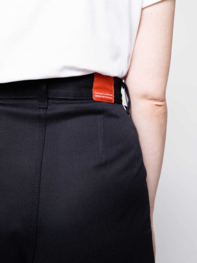 1083 - SHORT PINCE 278H LARGE taille haute coton bio denimoriginal uni noir