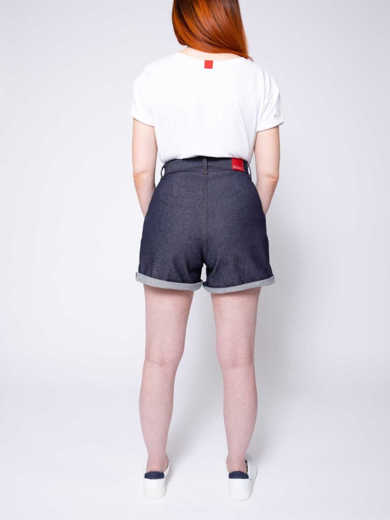 1083 - SHORT PINCE 278H LARGE taille haute coton bio indigo brut