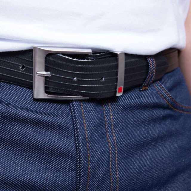 1083 - CEINTURE 802 VOLONTAIRE LA VIE EST BELT surcyclee noir Unisexe