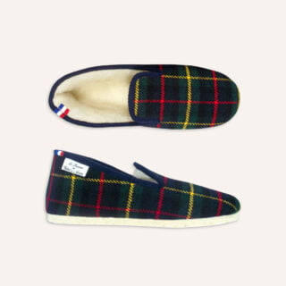 Charentaises motif écossais pour homme Gaston par la marque Les Chaussons de Bébert et Nonore Les Chaussons de Bébert et Nonore - Charentaises motif écossais pour homme Gaston