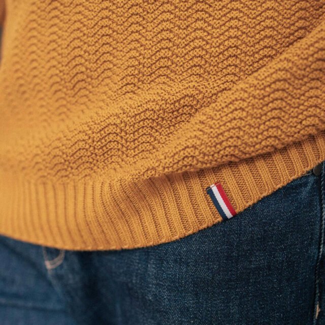 Montlimart - PULL PLANETE OCRE