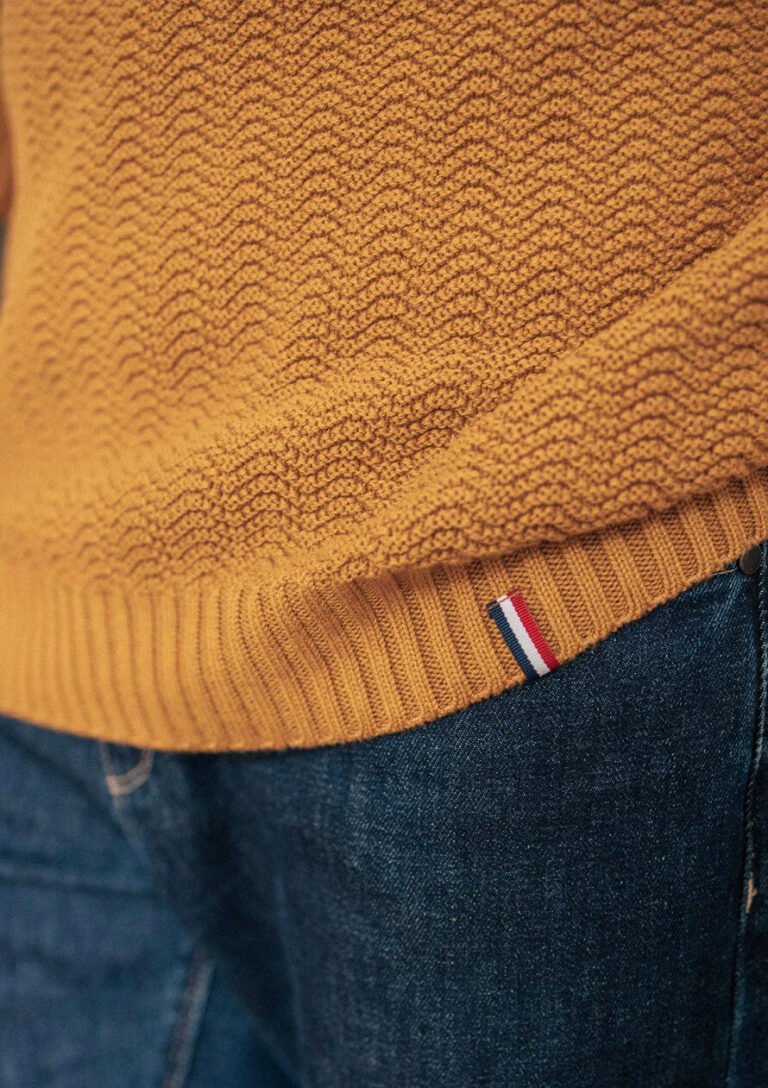Montlimart - PULL PLANETE OCRE