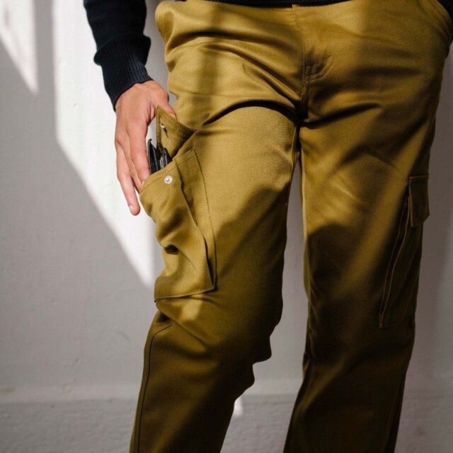 1083 - CARGO DROIT 111N coton bio denimoriginal uni olive Homme