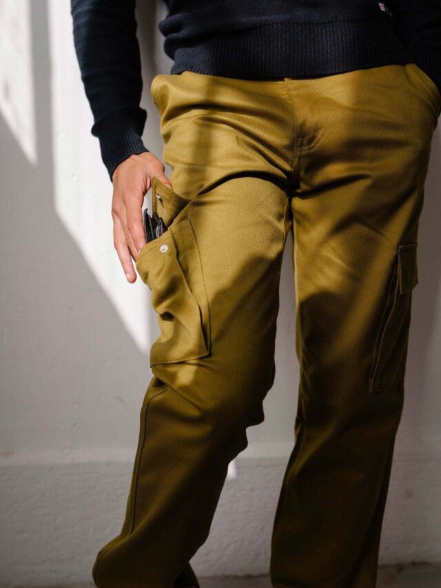 1083 - CARGO DROIT 111N coton bio denimoriginal uni olive Homme