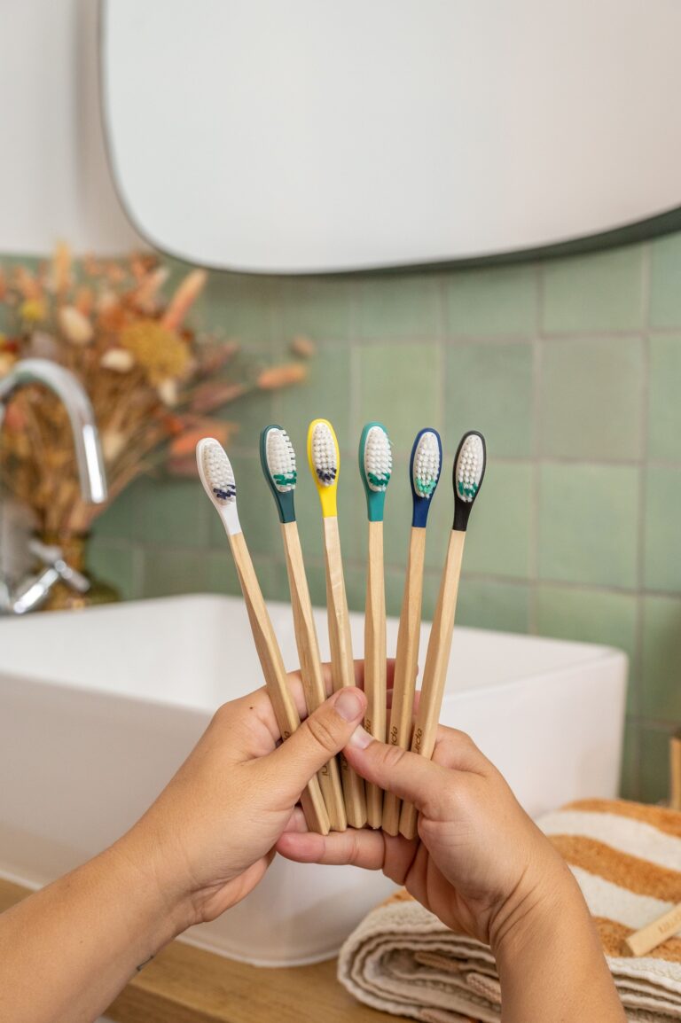 Apimani - Brosse à dents