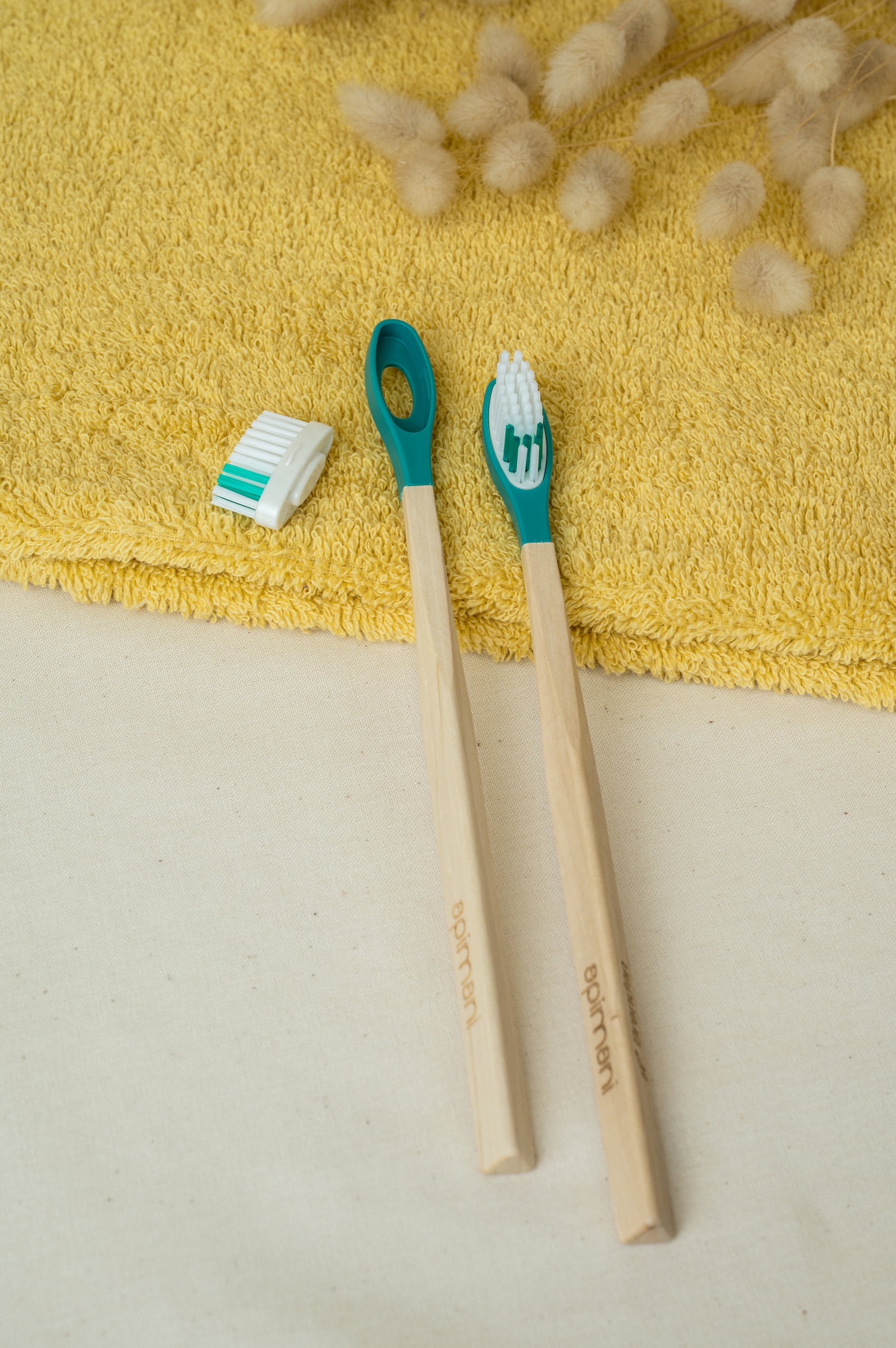 Porte Brosse à Dents Mural Avec Couvercle - 2 Pièces - Autocollant, Étanche - Pour Salle De Bain - Noir - 8