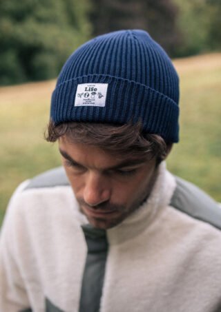 Bonnet Futur Marine par la marque Montlimart Montlimart - Bonnet Futur Marine