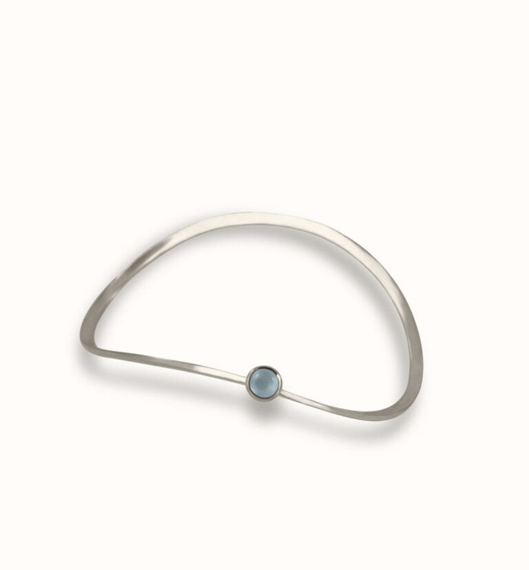 bracelet en argent et pierre sertie