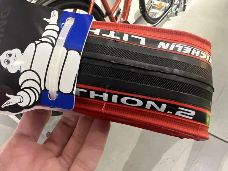 pneumatique velo michelin caoutchouc Pneu de vélo en caoutchouc Michelin